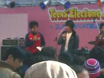 �������B